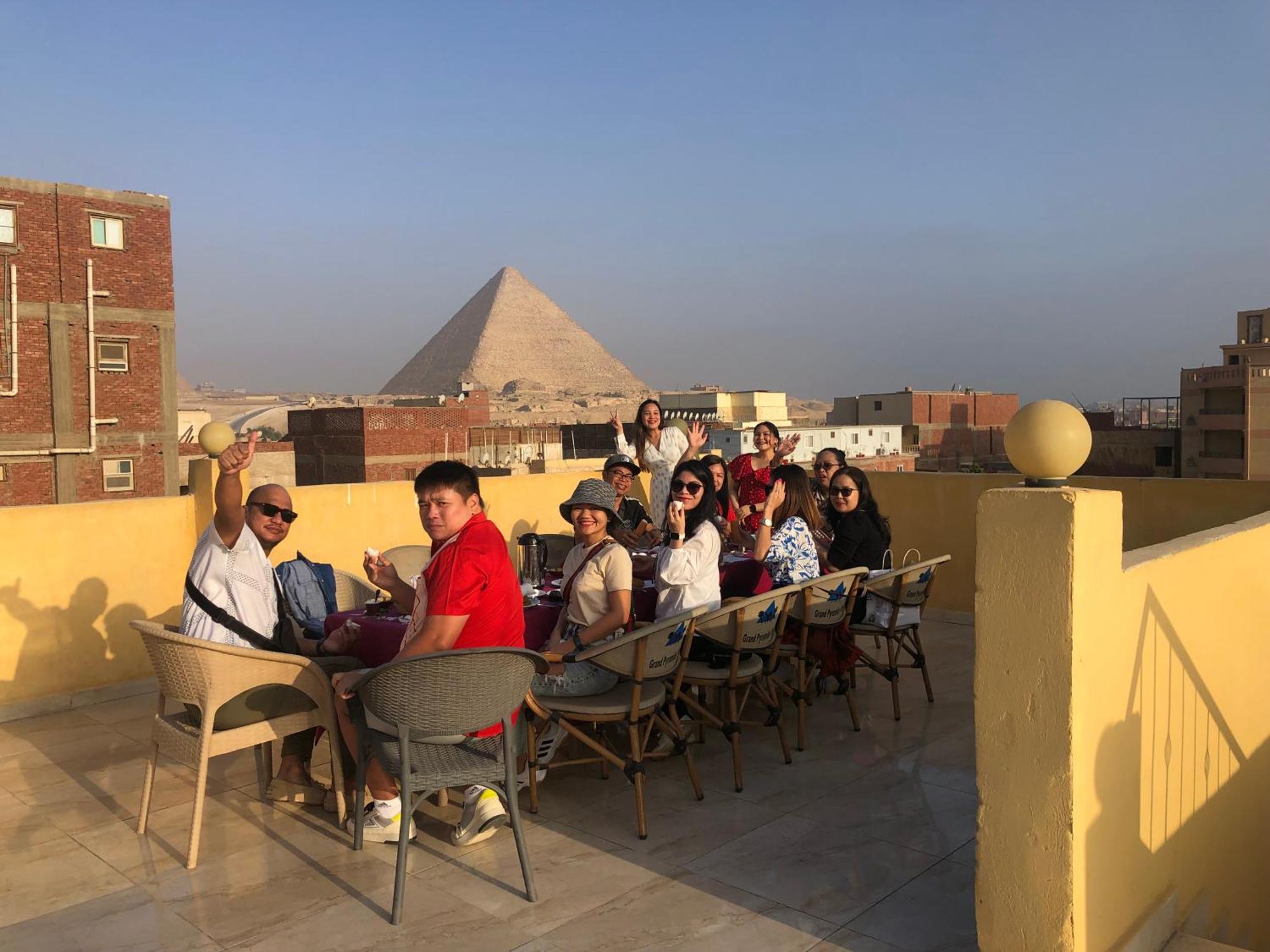 Grand Pyramid View Hotel Kafret el-Gabal Exterior photo